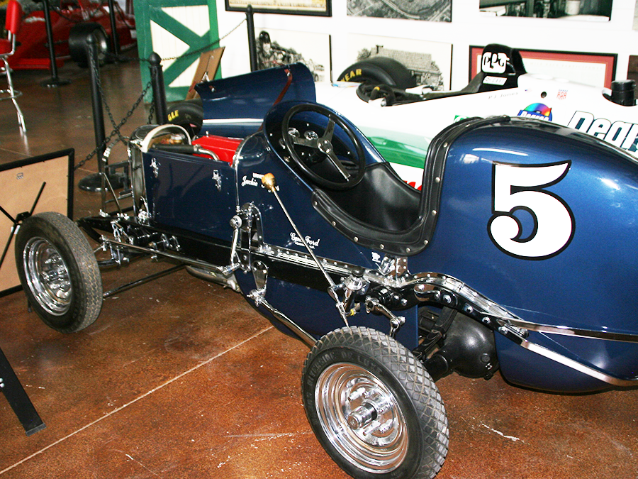 1980 - 1936 Midget Race Car
